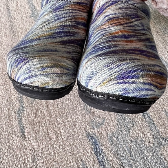 SANITA WATERCOLOR STARRY NIGHT CLOGS SIZE 6 EUC - Picture 2 of 7